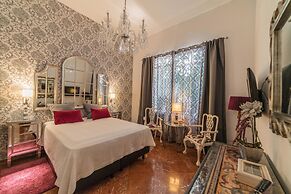 Rey Don Pedro Luxury Home