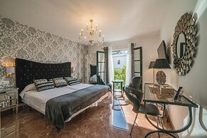 Rey Don Pedro Luxury Home