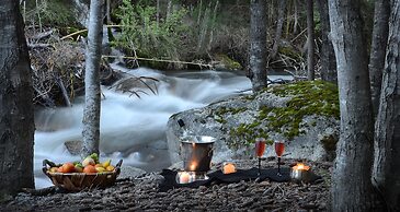 Amazing 4 Bedroom Chalet Villa Traful VT1 by Apartments Bariloche