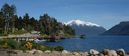 Amazing 4 Bedroom Chalet Villa Traful VT1 by Apartments Bariloche