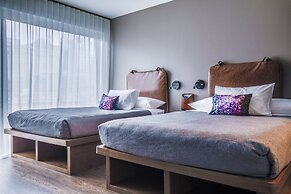 Moxy Chicago Downtown