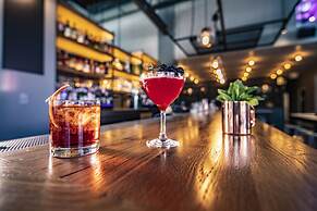 Moxy Chicago Downtown