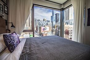 Moxy Chicago Downtown