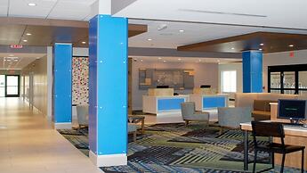Holiday Inn Express and Suites White Hall by IHG