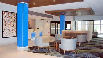 Holiday Inn Express and Suites White Hall by IHG