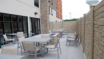 Holiday Inn Express and Suites White Hall by IHG