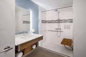 EVEN Hotel Pittsburgh Downtown by IHG