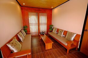 Lee Wine Ruk Thai Resort