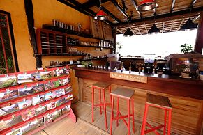 Lee Wine Ruk Thai Resort