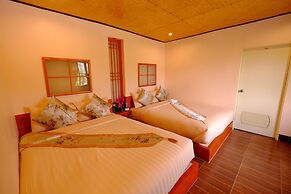 Lee Wine Ruk Thai Resort