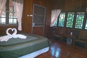 Crossroads House - Hostel