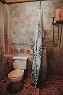 Crossroads House - Hostel