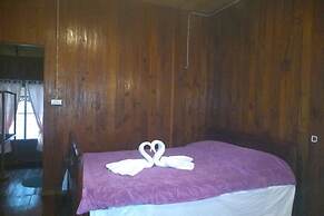 Crossroads House - Hostel