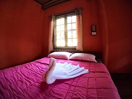 Crossroads House - Hostel