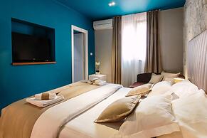 Riva Luxury Rooms