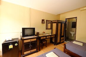 Piya Guesthouse