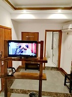 Qijiayi Theme Hostel No.2 Shop