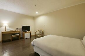 Back Home Hotel