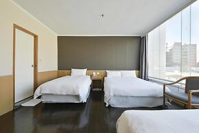 Back Home Hotel