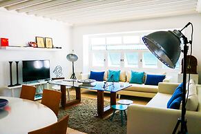 La Maison De L'artiste