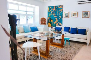 La Maison De L'artiste