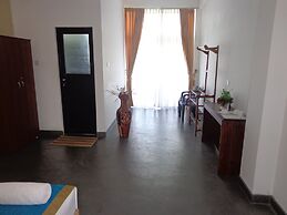 Hotel Star White Negombo