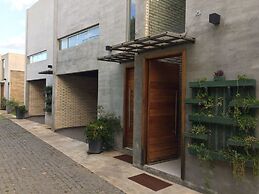 Madre Natura Apartments