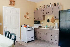 Wellnesste Lodge and Cabin Rentals