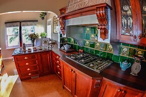 Chatelaine Valley Views