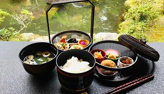 Shukubo Kakurinbo