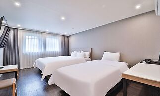 Anyang ILLOWA Hotel