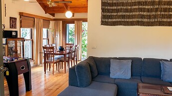 Mystic View Cottage Wandiligong