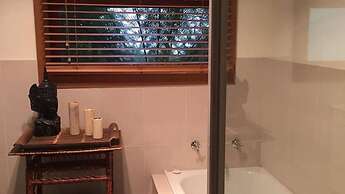 Mystic View Cottage Wandiligong