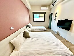 Mo BnB