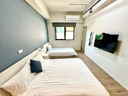 Mo BnB