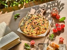 Walkerhill Douglas House