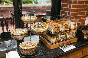 Walkerhill Douglas House