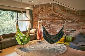 Walkerhill Douglas House