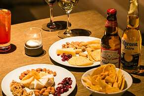 Walkerhill Douglas House