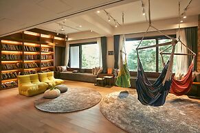 Walkerhill Douglas House