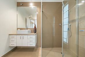 BOUTIQUE STAYS - Sandy Breeze 3