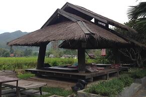 Pai Chan Cottage & Cuisine