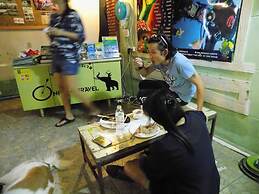 The Oasis Hostel - Adults Only