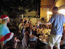 The Oasis Hostel - Adults Only