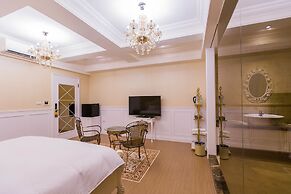 FM Vanilla Bed and Breakfast