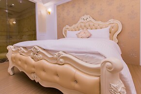 FM Vanilla Bed and Breakfast