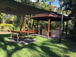 Cairns Golf Course Apartment
