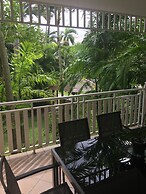 Cairns Golf Course Apartment