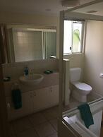 Cairns Golf Course Apartment