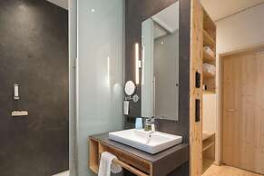 Tirol Lodge
